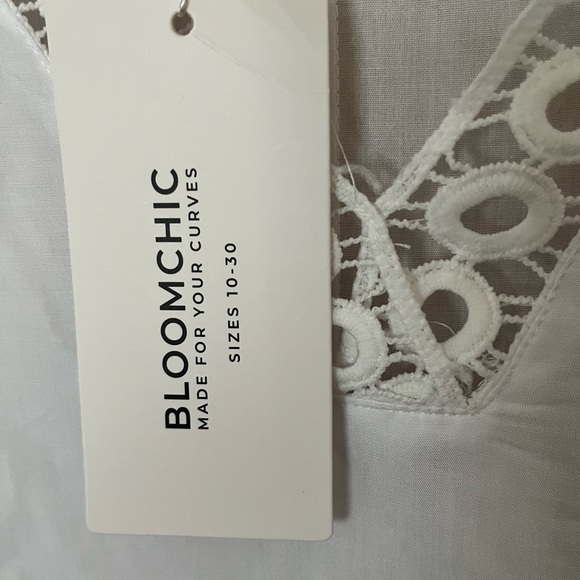 Bloomchic white, lace trim, boho beach, swim cover up - Picture 4 of 6